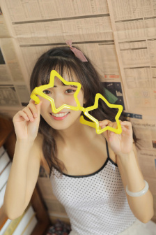 小鬼当街